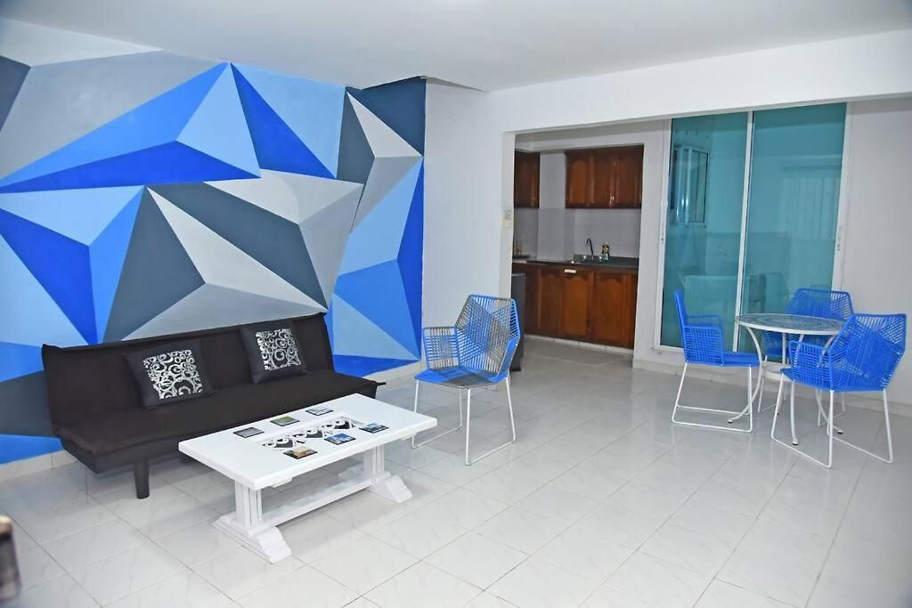 Modern 2br Walking Distance From Airport Apartamento *