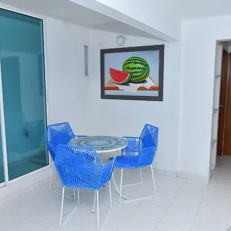 Apartamento Modern 2br Walking Distance From Airport Cartagena